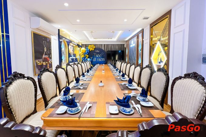 638914750706043210_quan-an-gan-ho-con-rua-1